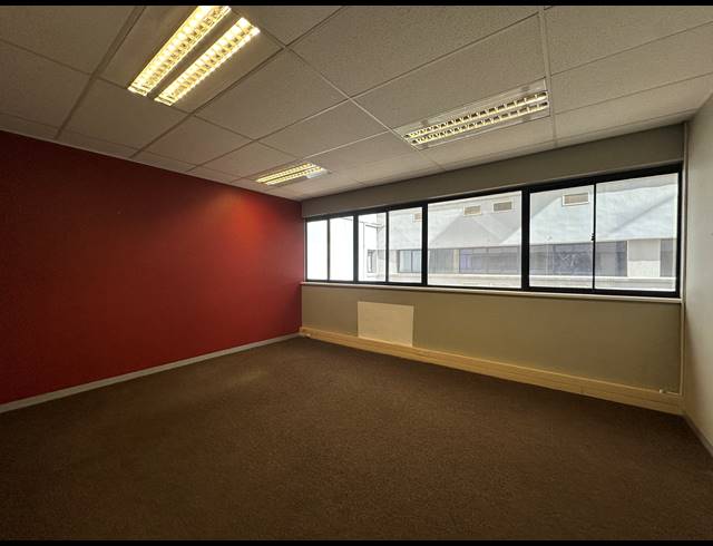 418M² OFFICE TO LET IN SANDTON CENTRAL